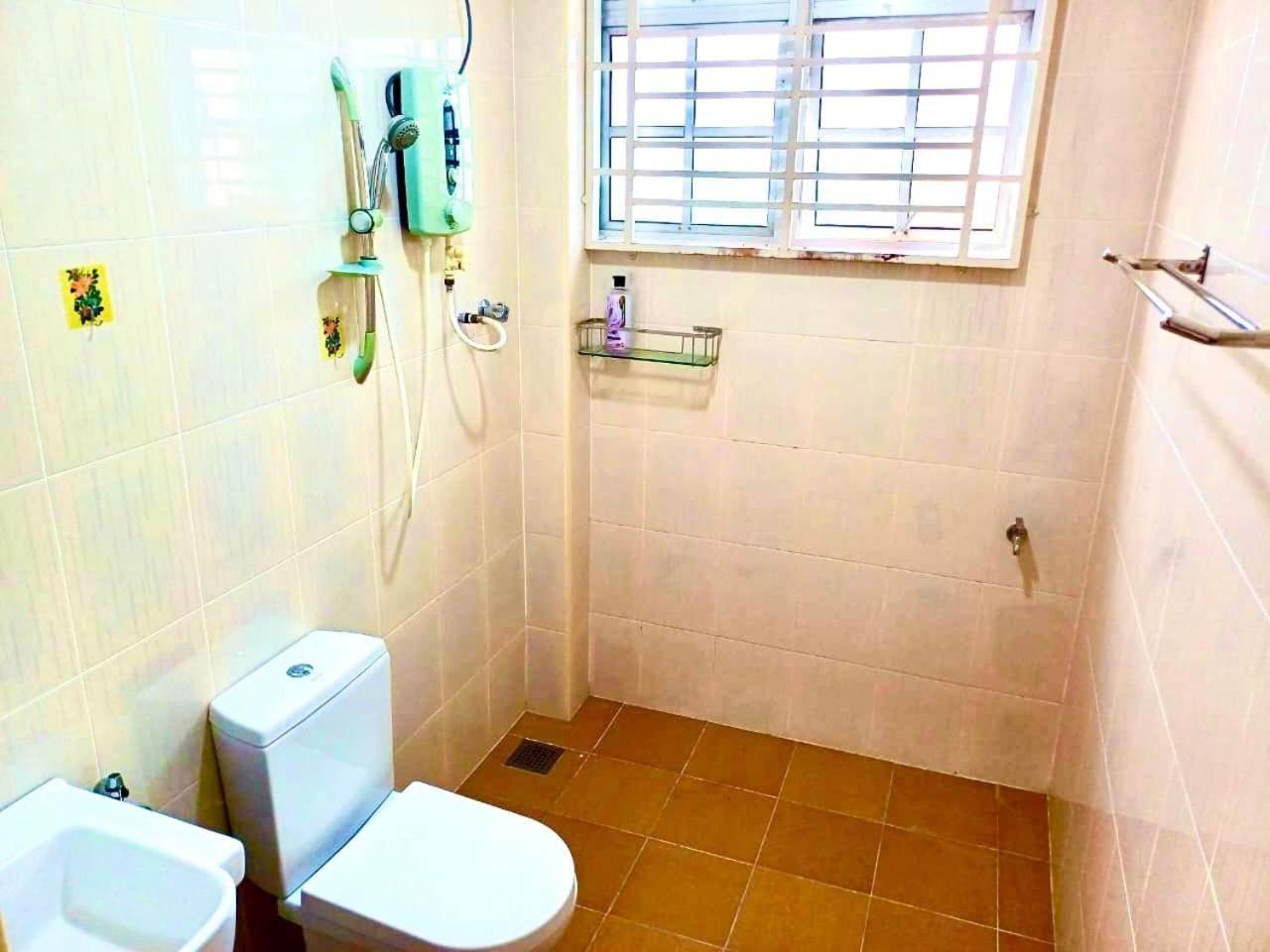 Lavender Tanjung Malim Holiday home *