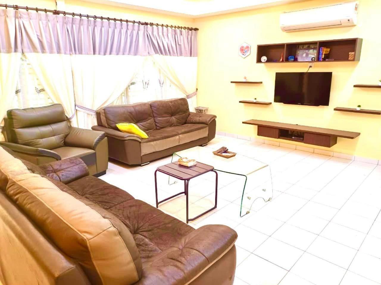 Lavender Tanjung Malim Holiday home Tanjong Malim