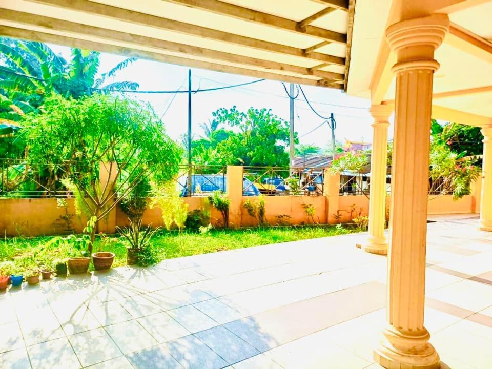 Lavender Tanjung Malim * Tanjong Malim
